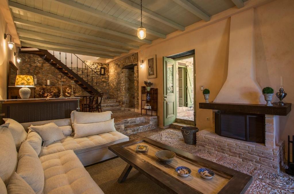Kyparissia Old Town Lodge With Amazing Sea View Εξωτερικό φωτογραφία